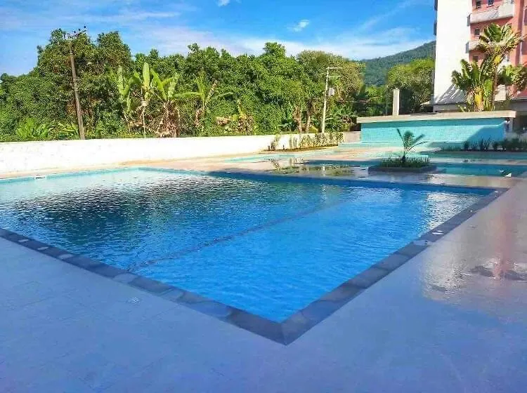 Apto 2 quartos a 350 metros da praia, churrasqueira na varanda, wi-fi, piscina, garagem coberta,telas de proteção, quadra beach tênis-1
